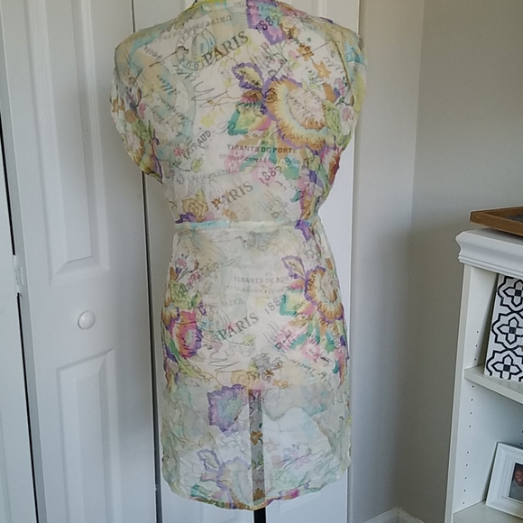Kimchi Blue VNeck Floral Sheer Swim Cover - Picture 5 of 5